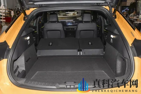 动力充沛，油耗经济，试驾福特蒙迪欧2025款20T E-混动-3