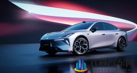 深蓝L06杀入轿跑江湖：年轻人的钱包和驾驶乐趣谁先翻牌？-1