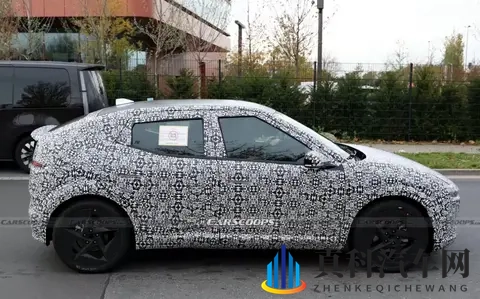 现代IONIQ 3曝光，定位纯电小型SUV，外形设计独特冲击传统审美-3