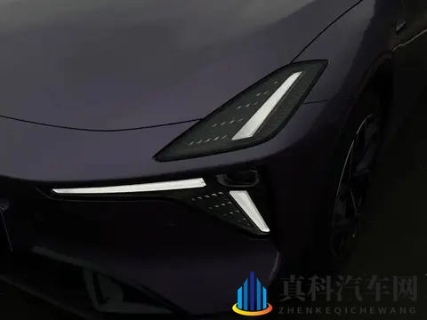 不到14万可买,标配百万底盘+激光雷达,这台央企新车太炸裂了!-1