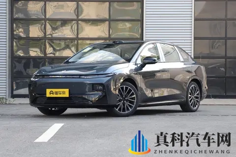 售价1198万，续航650km，配激光雷达，零跑B01值得选吗？-3