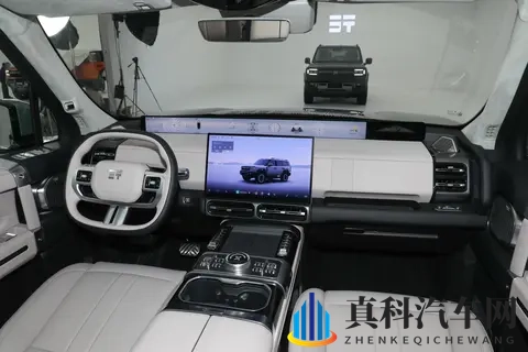 3299万元起售,20T插混+四驱,硬派SUV纵横G700适合家用?-3