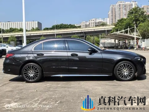 20万出头,体验优雅与运动——准新奔驰C260L-3