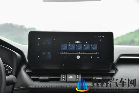 表哥纠结 “买新能源还是油车”，我带他开威兰达跑了趟露营-3