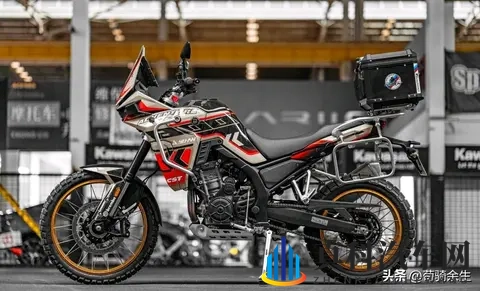 中排ADV卷王更新！凯越800X直降5000送保养，4万级配置实测如何？-2