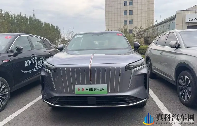 红旗HS6 PHEV实车现身,大过理想L6,配502马力-1