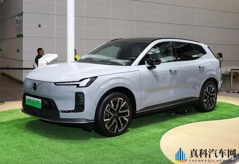 沃尔沃XC70对比理想L7,新能源中大型SUV-1