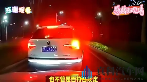七八个变态用毛笔戳我尿孔：多人恶意用笔尖攻击个人私密部位-1
