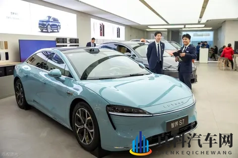 深度分析智界S7销量不如人意的原因？纯电或产品定价问题？-1