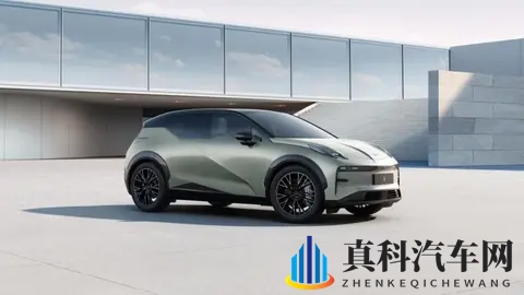 内饰升级 动力续航提升 新款极氪X迎上市-1