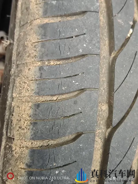 轮胎面磨损到什么程度就该换了?-2