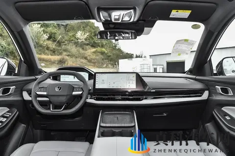 新车 售1129万元_增视觉版驾驶辅助,新款长安CS55 PLUS PHEV上市-1