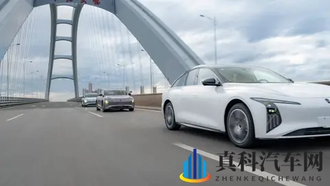 担心电车电池不耐用？星海S7 800V碳化硅超充版8年质保-1