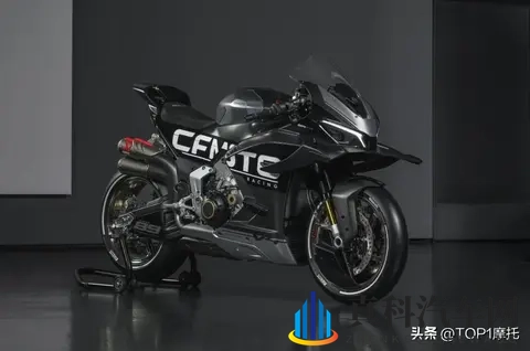 米兰车展丨213匹、极速300+国产最强仿赛，春风V4 SR-RR来了-3