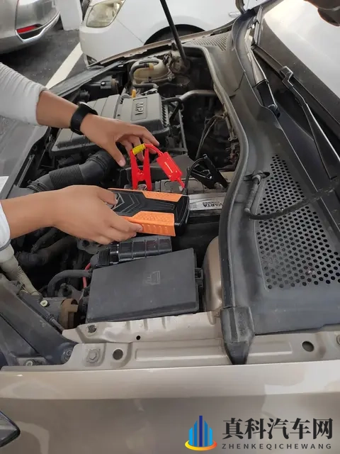 电瓶漏液别慌!一文教你判断换or不换-1