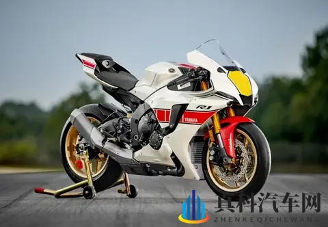 太离谱，雅马哈60周年纪念款才上市2年，70th版本就来了？-1