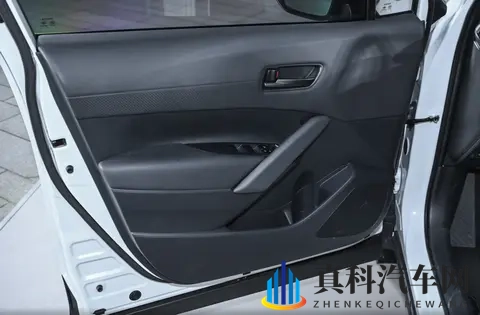 家用SUV绕不开的选择?丰田锋兰达选购指南,省油也省心-1