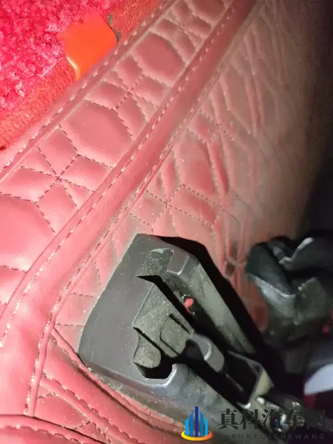 保时捷Panamera行政加长版，29T一手车，7万公里正当年！-1