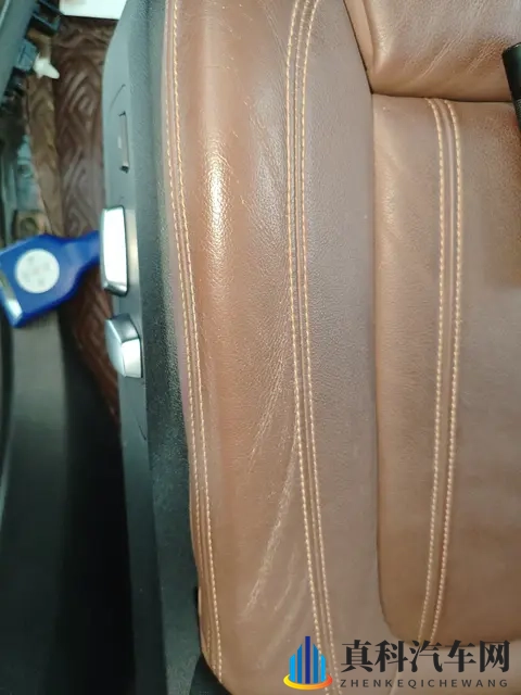 37万多拿下宝马X5，8万公里正当年，奶爸家用好选择-3