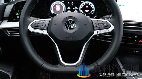 新车味还没散的高尔夫，这价格太香了！【大众 高尔夫 300TSI Pro】-3