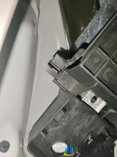 一手准新C级，圆你奔驰梦——二手奔驰C260L-2