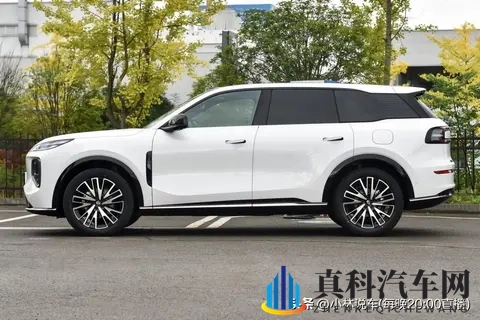 还在纠结长安启源Q07和海狮06，几分钟告诉你怎么选合适！-1