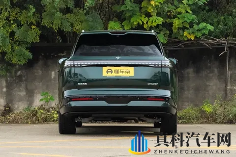 试驾2026款eπ008五座版，大空间家用SUV，配置实用-1