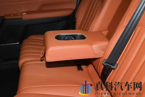 捷途X70L评测：有磁悬浮电磁悬架+8155芯片，还有哪些优点？-3