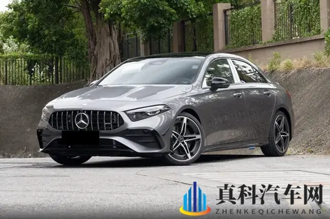 官方零百提速51s,最大功率225kW,动态体验2025款奔驰A级AMG-1
