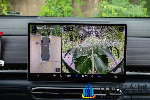 大7座MPV家用真香!鸿蒙智行加持,26款岚图梦想家真不错-1