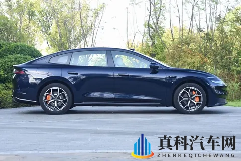 纵横G700暗藏突破常规的野心-1