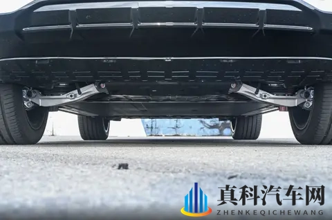 售价2298万起，配900V快充+8295芯片，极氪7X焕新版升级了哪些？-3