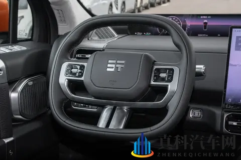 综合续航1400km，标配三把锁，深度体验纵横G700-2