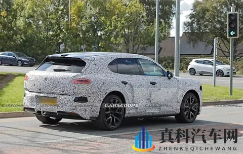 宾利首款电动车2026年将发布,造型曝光、续航或超560公里-2