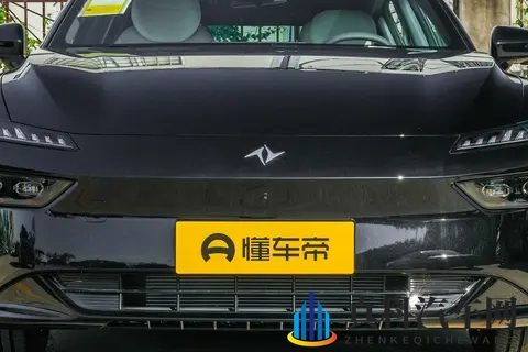 增程、纯电、四驱版本可选，新增激光雷达，试驾东风奕派eπ007+-2