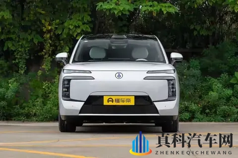 大六座SUV怎么选？腾势N8L DM深度体验：均衡实用，值得考虑-1