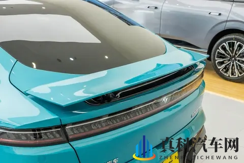 东风奕派全新轿跑将上市！电四驱+37s破百，配激光雷达+电动尾翼-2
