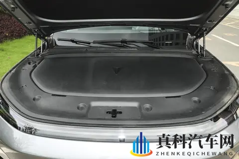 深蓝 S09 破局记:新能源大型 SUV 市场 “现象级” 车型的圈粉逻辑-3