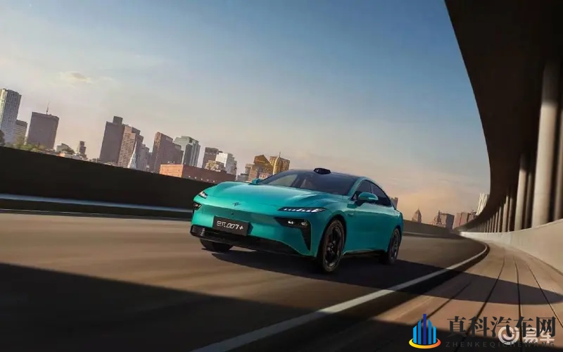 半价小米奕派007，瞄准年轻人首台炫酷四驱轿跑梦-1