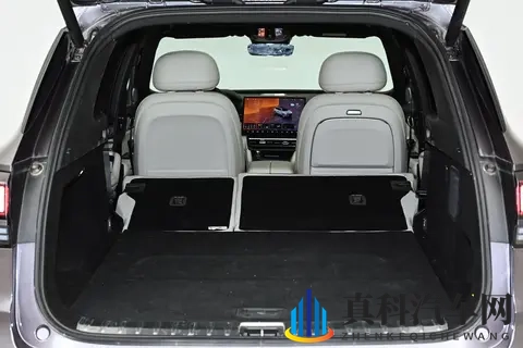 1988 万买沃尔沃架构 SUV  26 款领克 09 实测体验-2