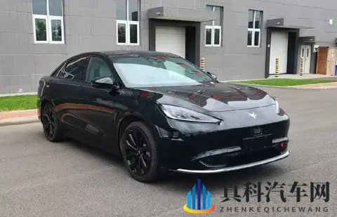 新车  搭双电机驱动系统_配三颗激光雷达，极狐阿尔法S6新车型曝光-1