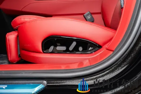 阿维塔12:中大型纯电车,空间大,舒适性高,适合家用-1