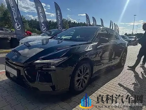 雷克萨斯ES电动版来袭,定价40万能否撼动BBA?-3