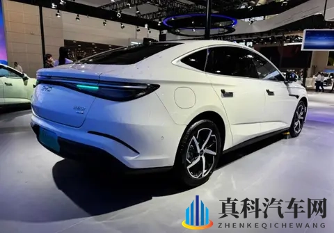 中国销量排第一的B级轿车：今年还没过完，累计销量已超21万台-2