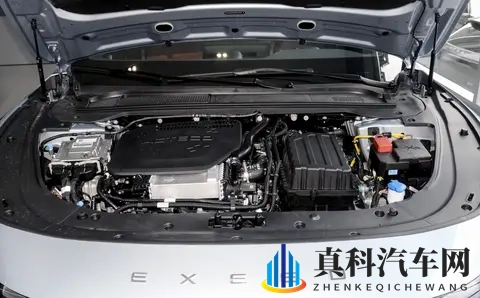 星纪元ES 2025款增程版Max，城区辅助驾驶的优势-3