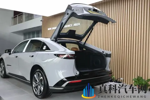 降价 2 万还后驱？新款马自达 EZ-6 上市-3