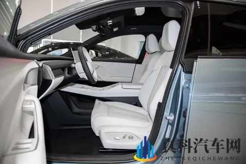 蔚来乐道L60四驱版，续航707km，四驱+无框车门，家用真香！-1