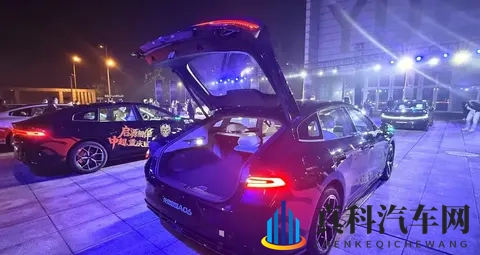 长安启源A06正式上市！1099万起，标配800V高压平台-3