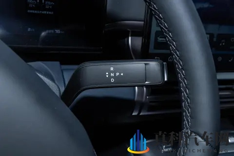 比亚迪新车“火”了？可选装无人机+超长续航，方程豹钛7真香-2