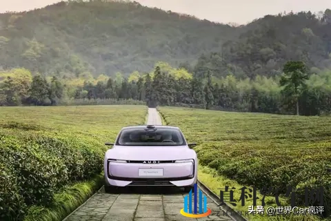 奥迪全新纯电SUV来袭，2359万起，纯电续航达773km，性价比不错-1